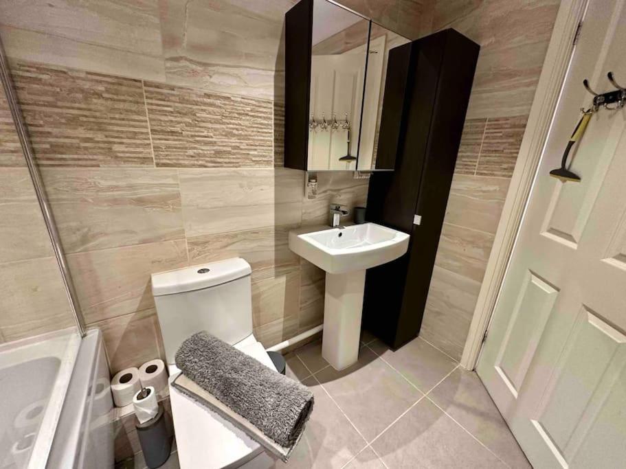 Waterside Mufc & Trafford Centre Townhouse 4 Bedroom Free Parking 맨체스터 외부 사진