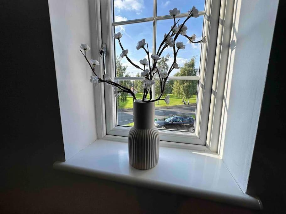 Waterside Mufc & Trafford Centre Townhouse 4 Bedroom Free Parking 맨체스터 외부 사진