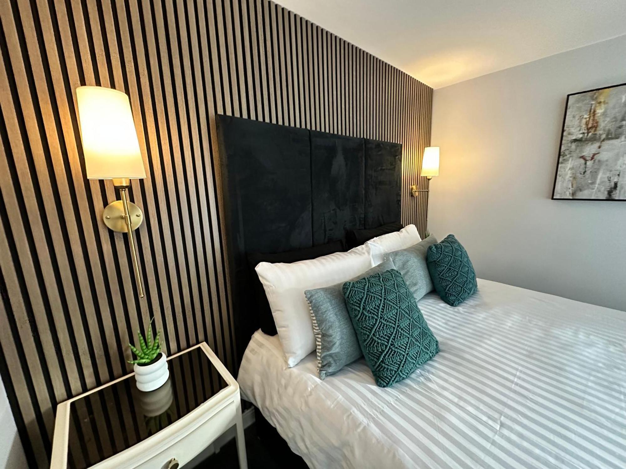 Waterside Mufc & Trafford Centre Townhouse 4 Bedroom Free Parking 맨체스터 외부 사진